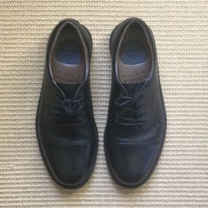 Men’s Dockers dress shoes